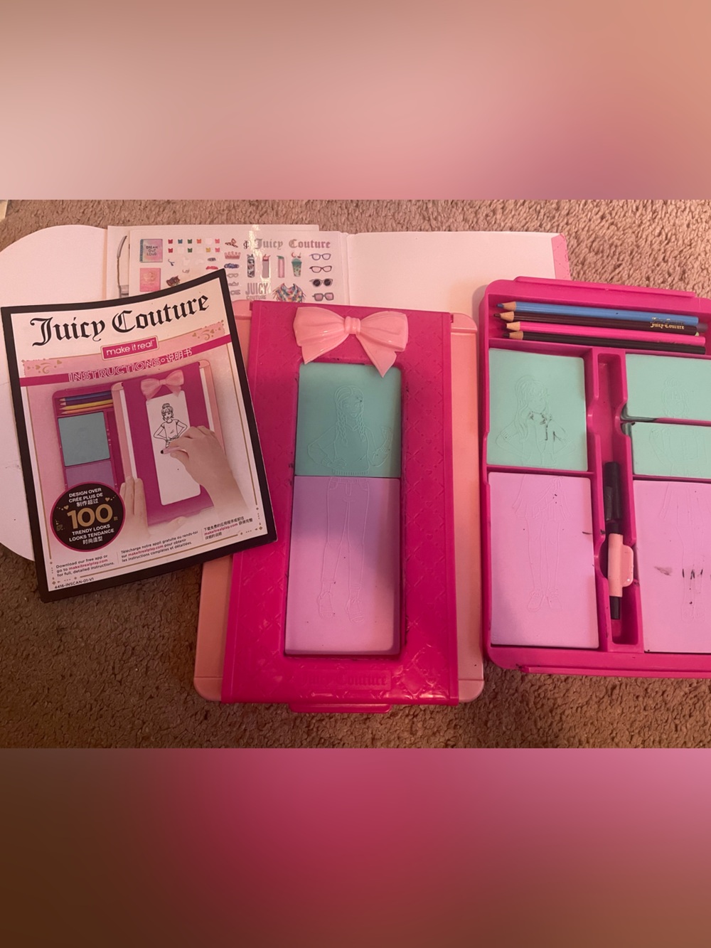 Juicy Couture Pink and Mint Fashion Stencil Art Kit